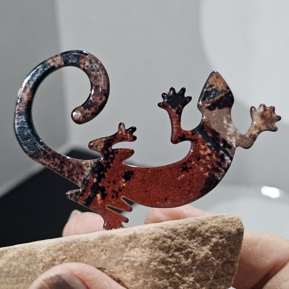 Southwestern LazArt Metal Lizzard Paper Weight Petroglyphs Cave Art Gecko 🦎 👀 - Picture 8 of 12